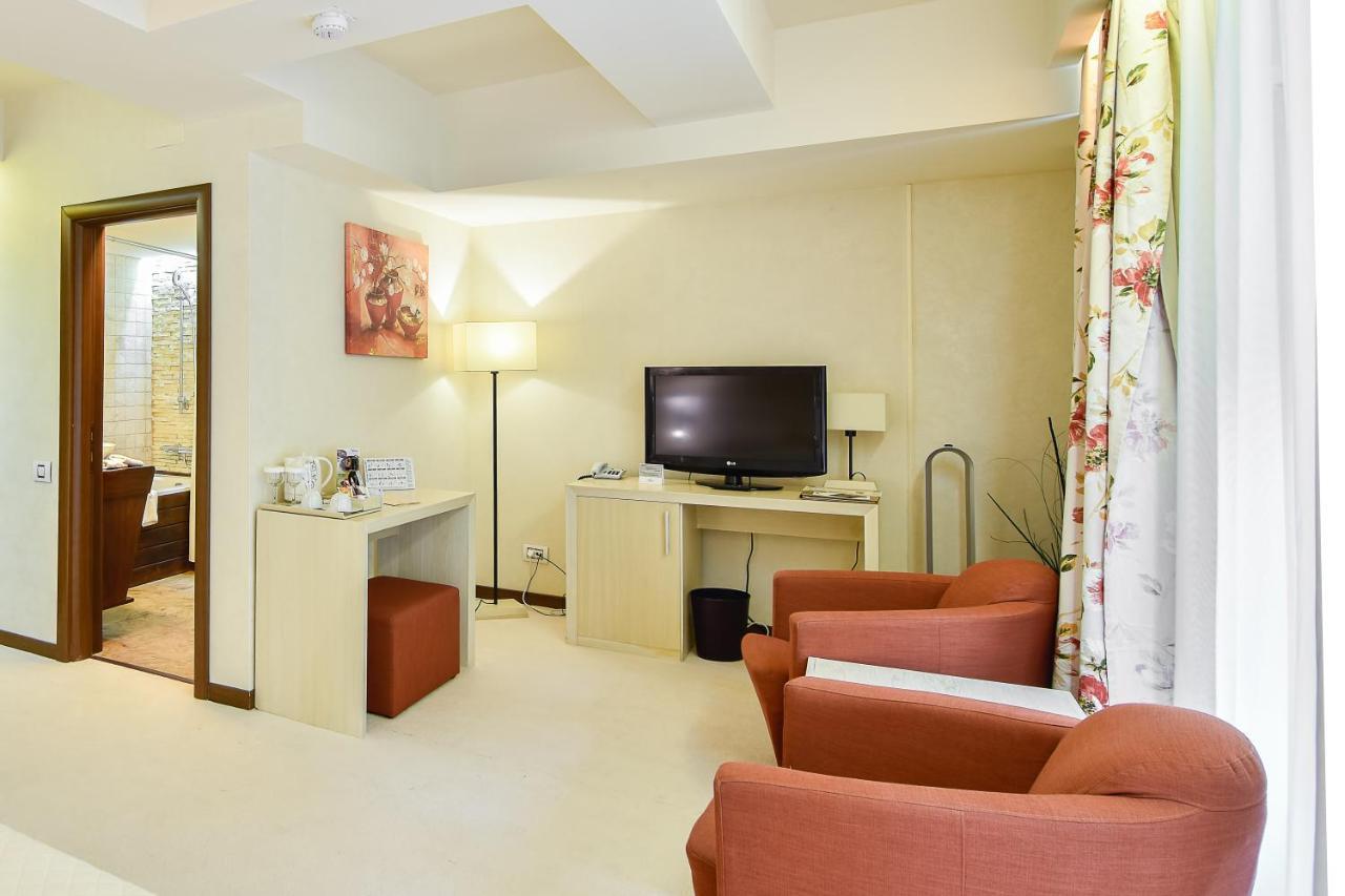Ioana Boutique Hotel Sinaia Dış mekan fotoğraf