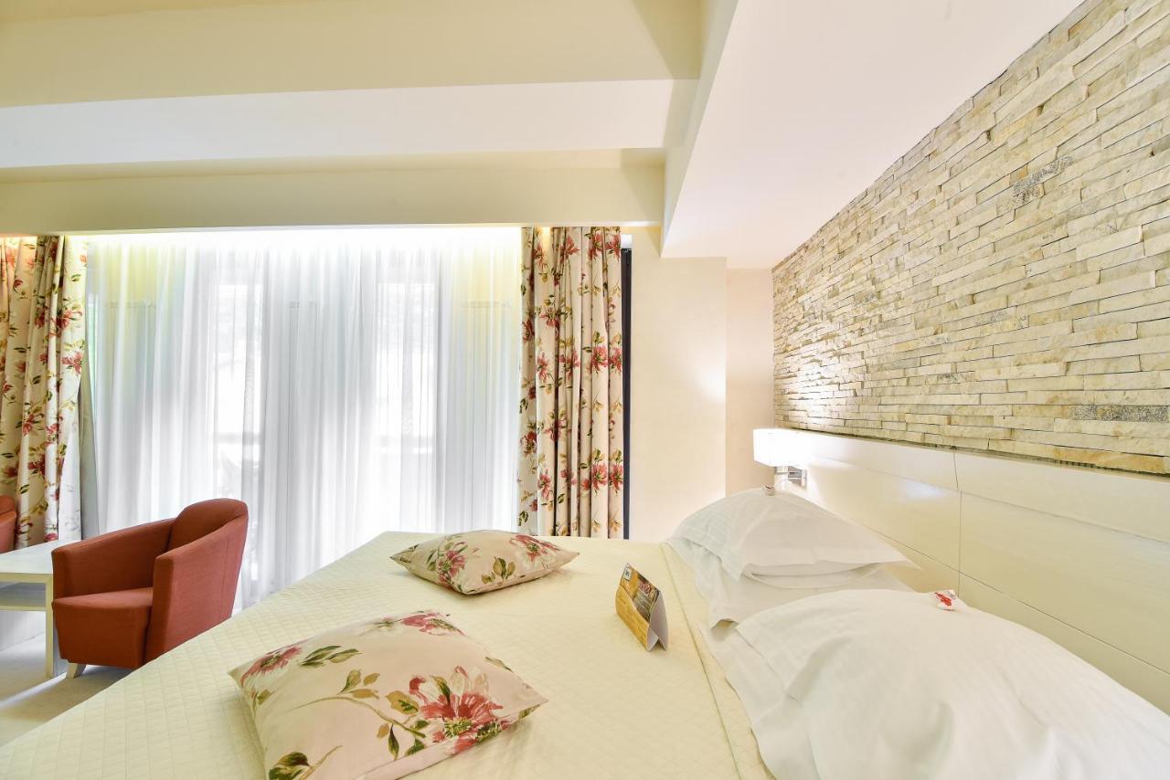 Ioana Boutique Hotel Sinaia Dış mekan fotoğraf