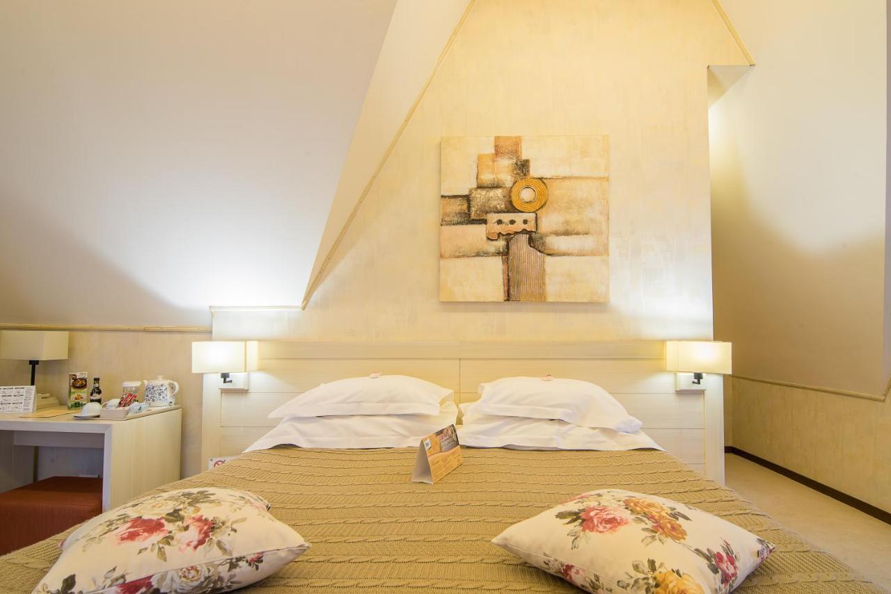 Ioana Boutique Hotel Sinaia Dış mekan fotoğraf