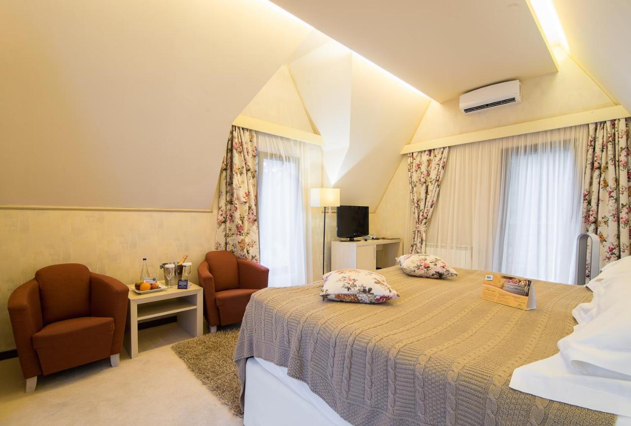 Ioana Boutique Hotel Sinaia Dış mekan fotoğraf