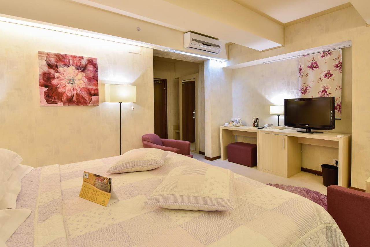 Ioana Boutique Hotel Sinaia Dış mekan fotoğraf
