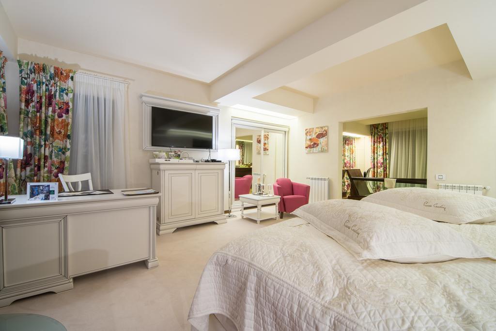 Ioana Boutique Hotel Sinaia Dış mekan fotoğraf